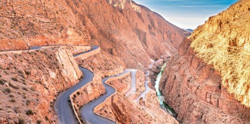 Dolina Dades Maroko droga Tisdrin w Wąwozie Dades